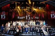 娱乐圈吃瓜事件汇总图片,揭秘明星幕后真相