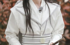 娱乐吃瓜君何洛洛,娱乐吃瓜界的风云人物